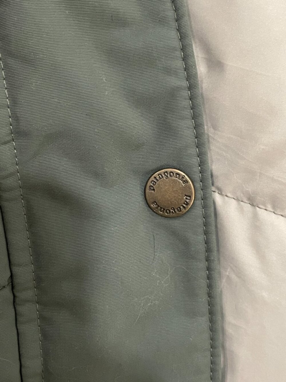 Patagonia Down Drift Parka - Women's XSmall - Like New - Picture 13 of 16